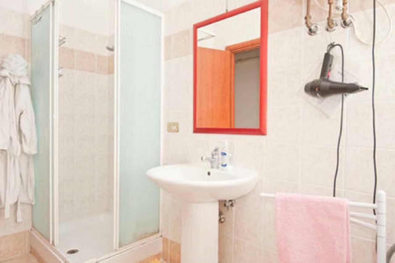Appartement Alloggio Turistico P.Lodi à Rome Extérieur photo